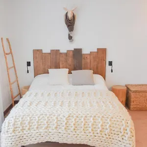 https://envalira-vacances-roc.andorra-la-vella-hotels.net