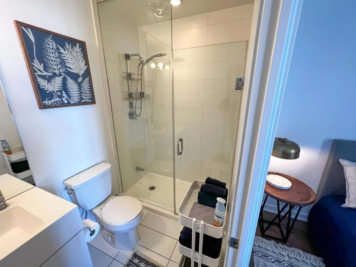 Simply Comfort. Elegant Apartments Dan Lecki Toronto