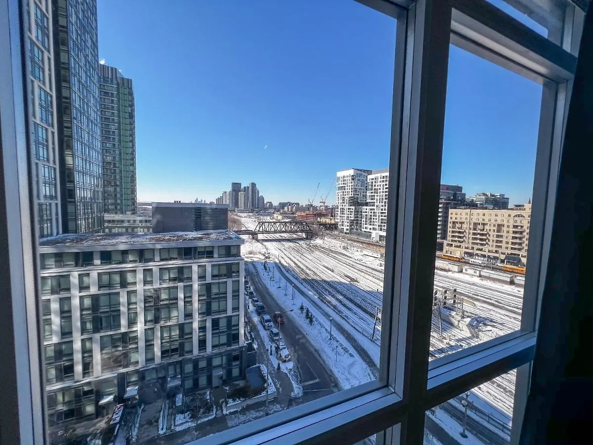 Simply Comfort. Elegant Apartments Dan Lecki Toronto