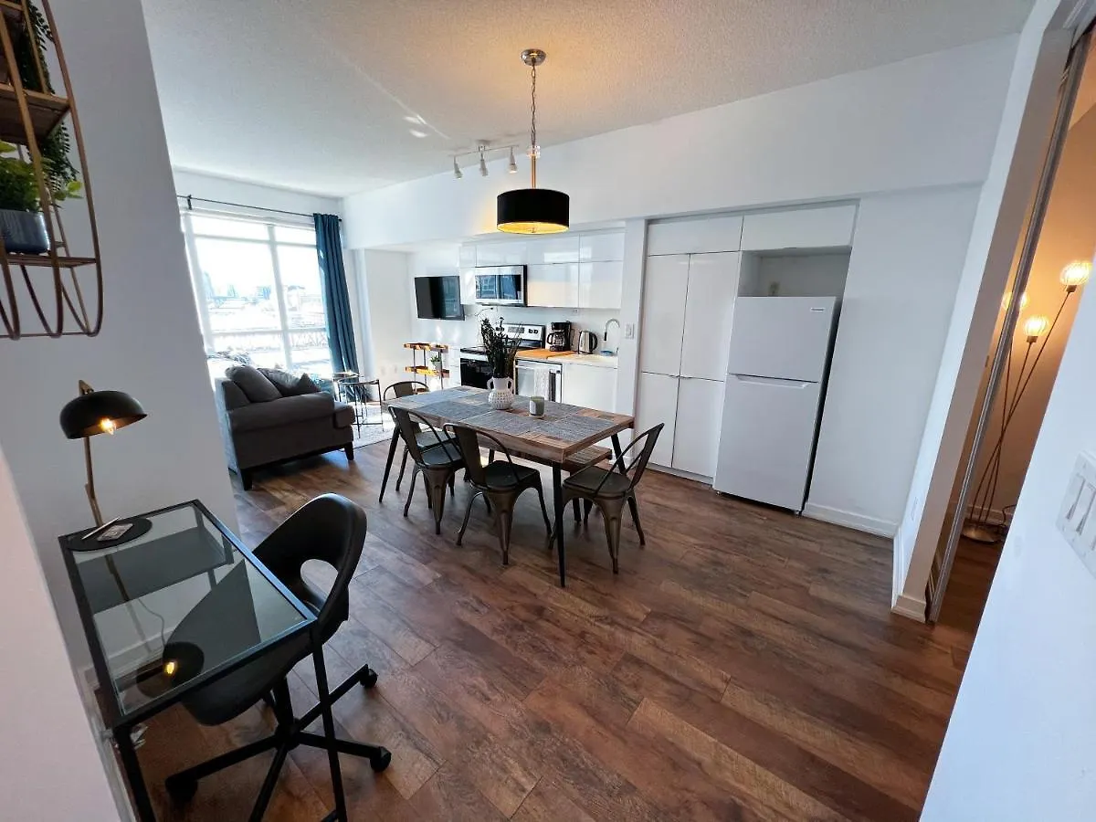 Simply Comfort. Elegant Apartments Dan Lecki Toronto Canada