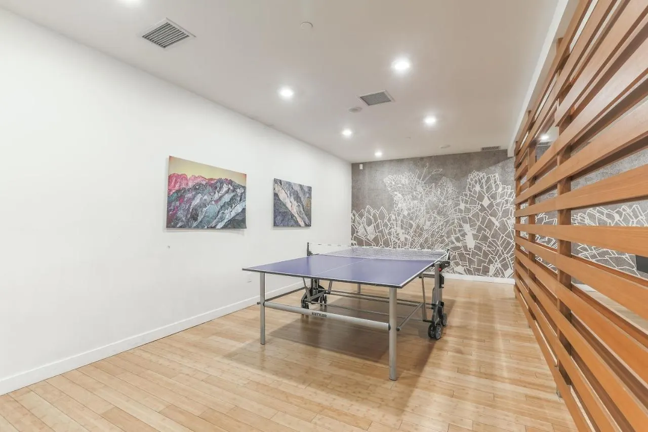 Simply Comfort. Elegant Apartments Dan Lecki Toronto